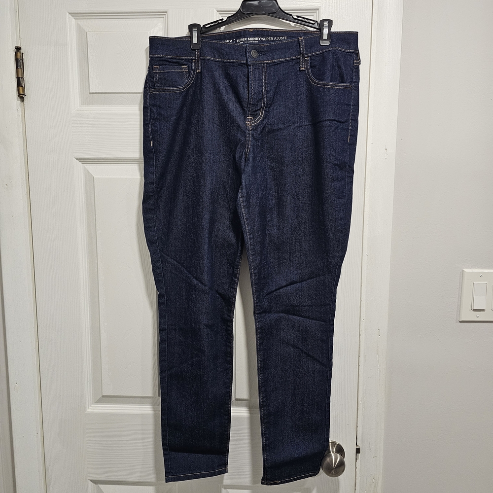 Old Navy Woman's Deep Indigo Slim Jeans